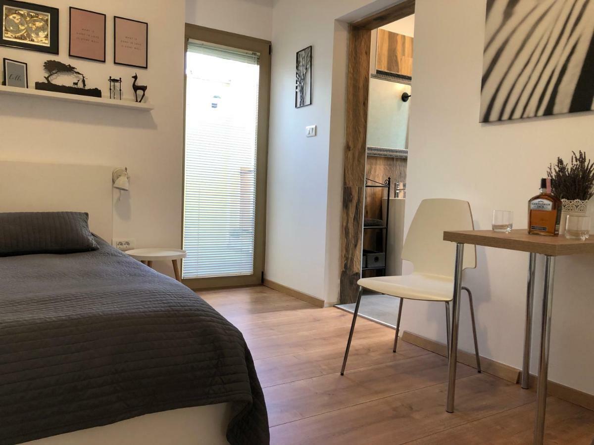 Apartment Check In Póla Kültér fotó